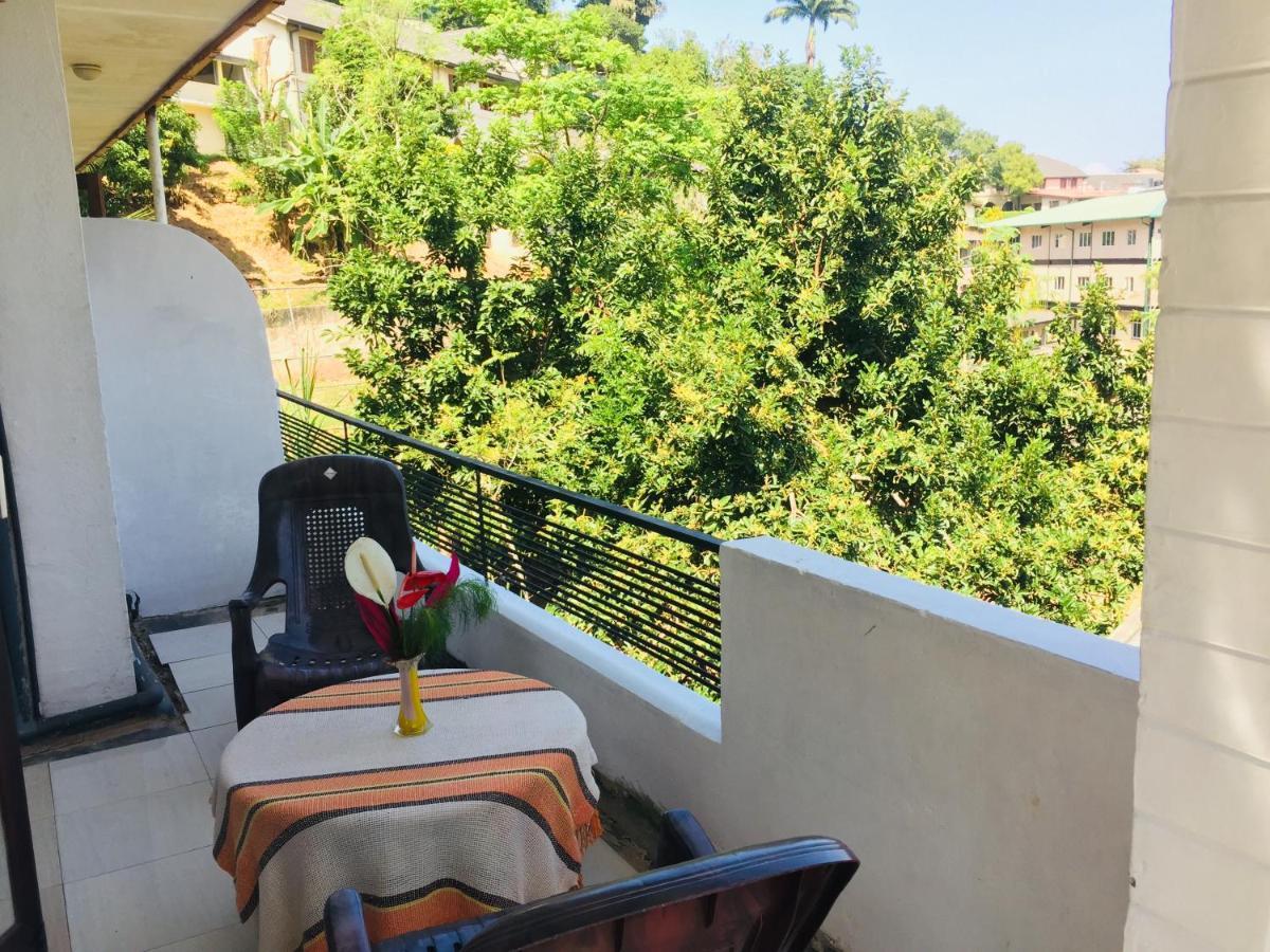 Kandy Ivy Banks Holiday Resort מראה חיצוני תמונה