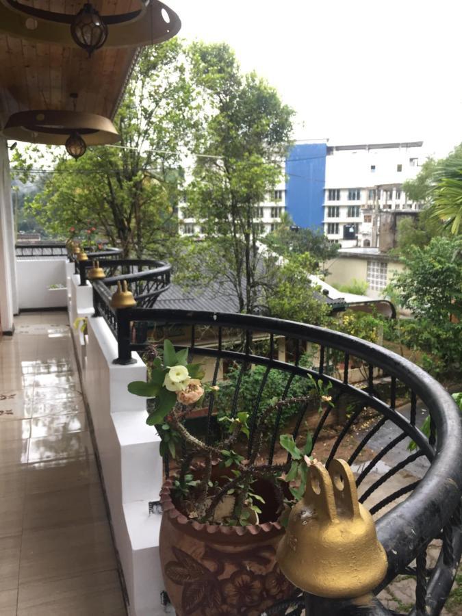 Kandy Ivy Banks Holiday Resort מראה חיצוני תמונה