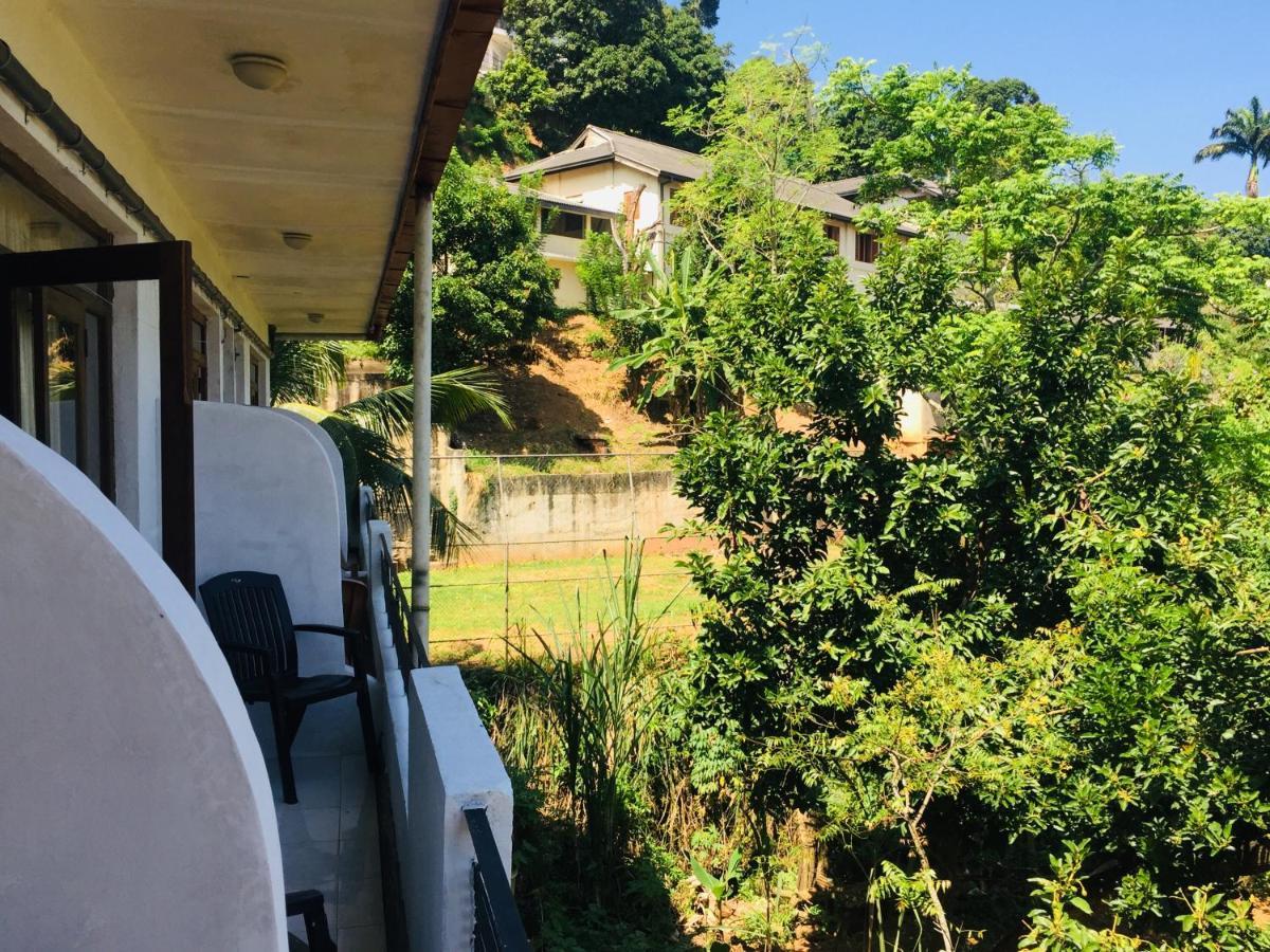 Kandy Ivy Banks Holiday Resort מראה חיצוני תמונה