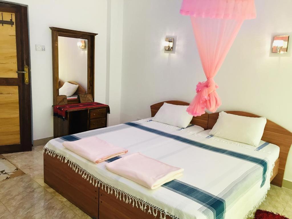 Kandy Ivy Banks Holiday Resort מראה חיצוני תמונה