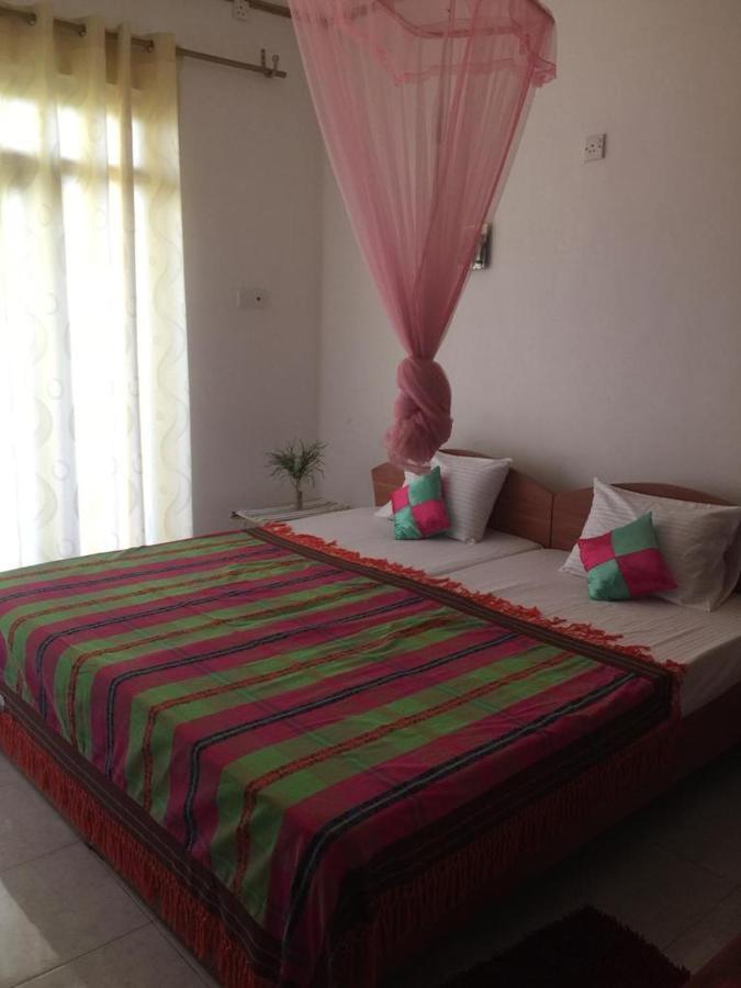 Kandy Ivy Banks Holiday Resort חדר תמונה